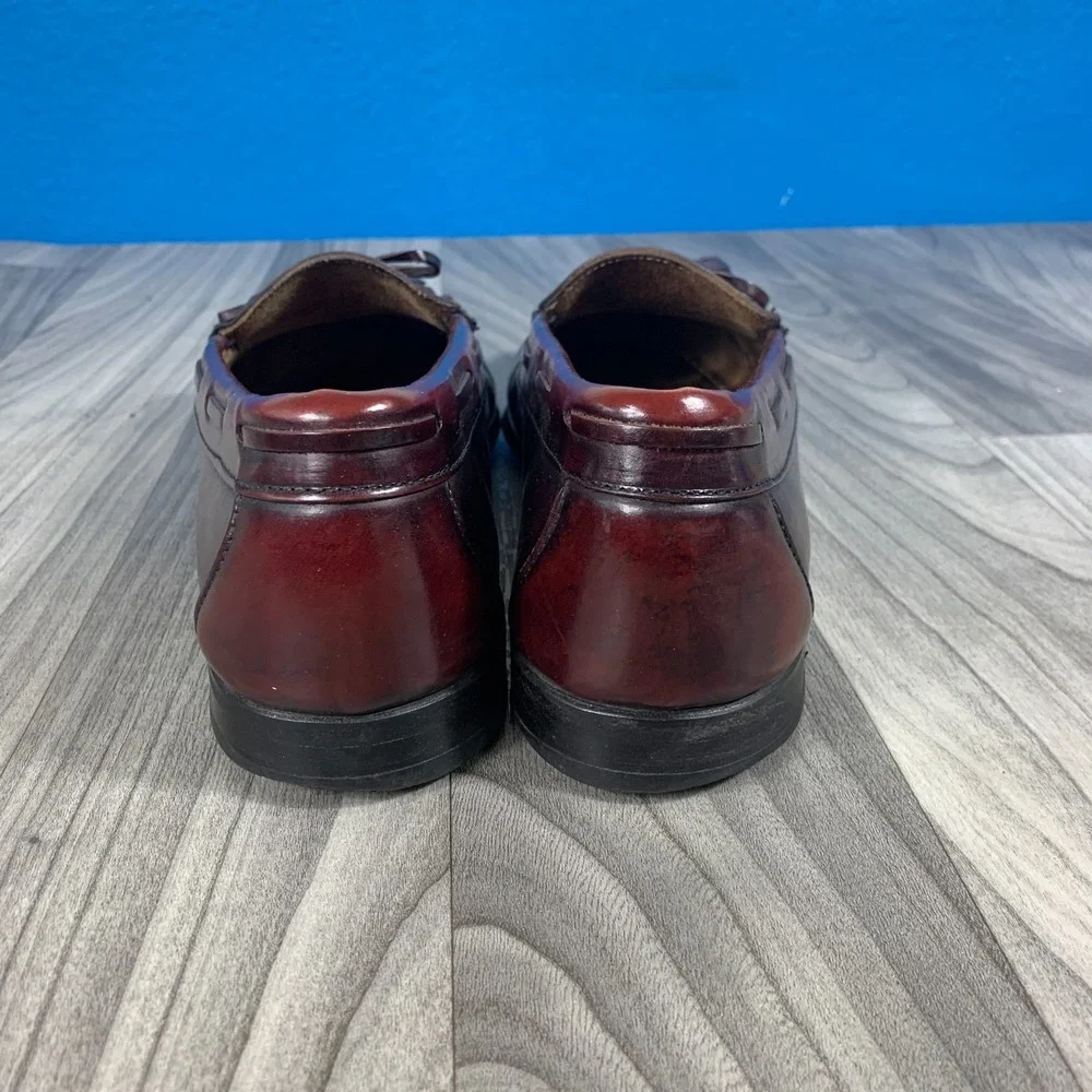 BRAGANO COLE HAAN MEN 10.5 MAROON SLIP-ON TASSLE CASUAL LOAFER DRESS SHOE HEELED